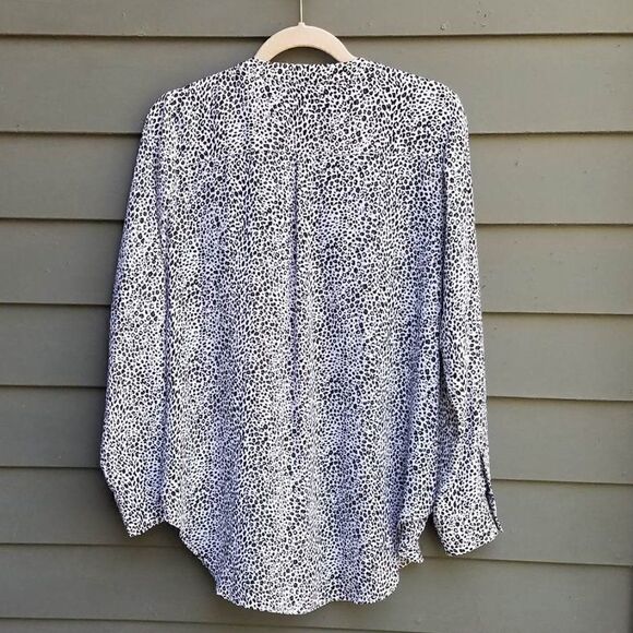 Super Cute Ana Animal Print Sheer Blouse In Size Larrge - Picture 3 of 10